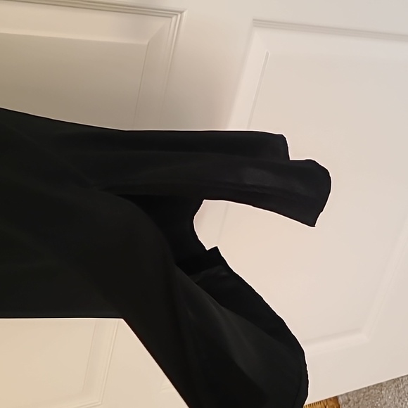 Black satin tank with split bottom side seem - Picture 4 of 4